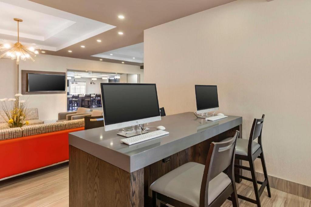 Best Western Plus Executive Inn Toronto Eksteriør billede