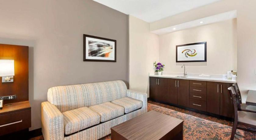Best Western Plus Executive Inn Toronto Eksteriør billede